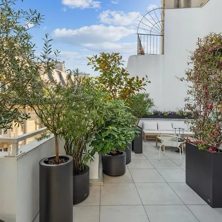 Penthouse Design & Luxury Terrace 아파트 *